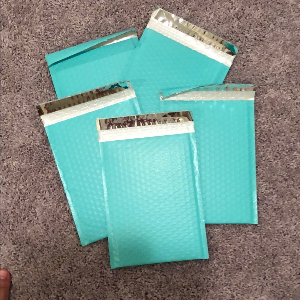 Turquoise bubble mailers